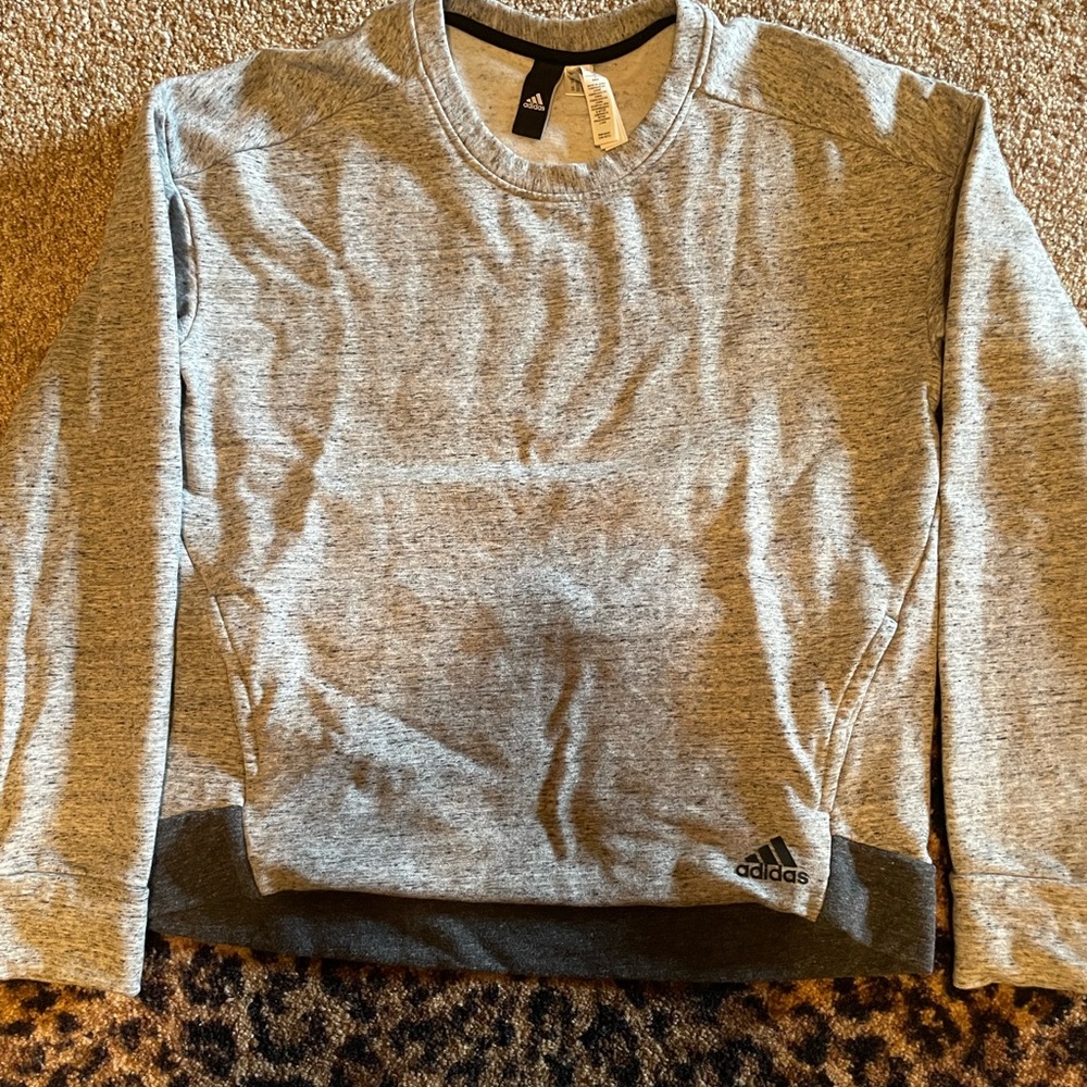Womens L adidas sweatshirt